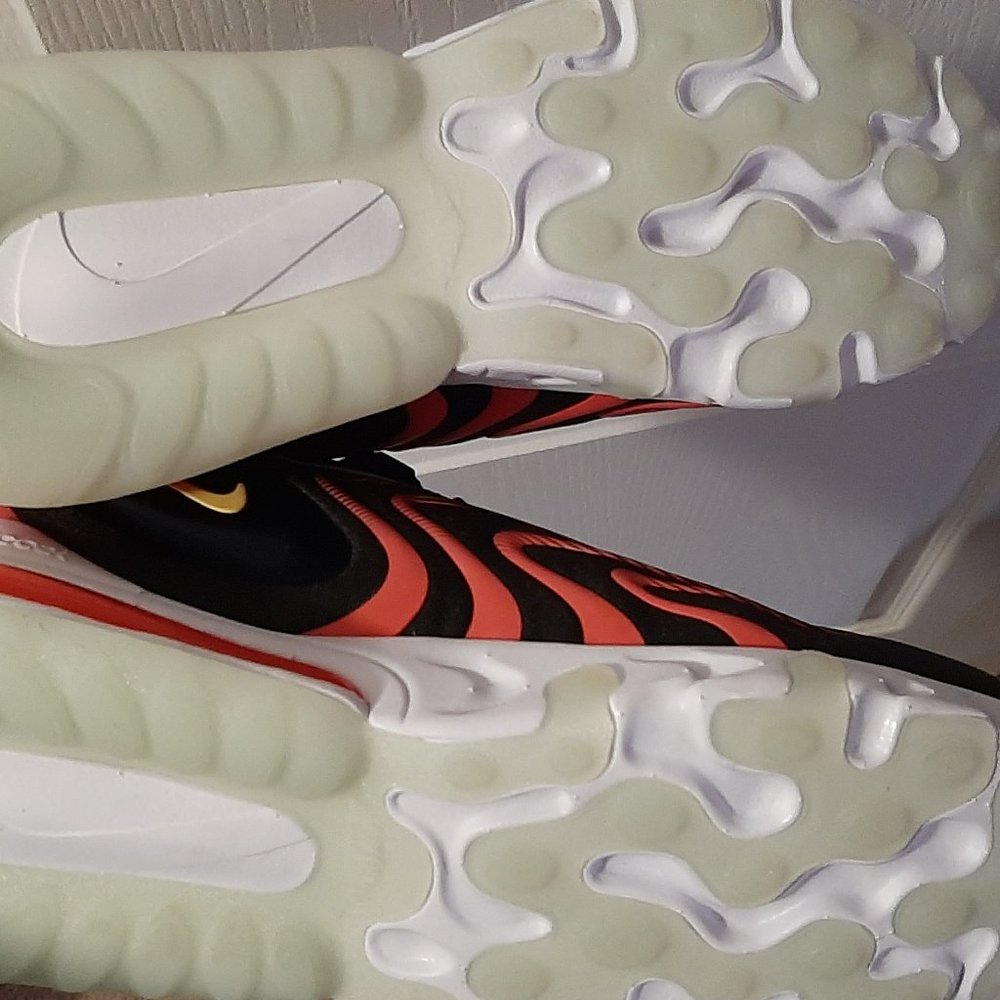 Nike Brand Air Max 200SE Air Max Max 270 React ENG BOTH SIZE 8 - Picture 2 of 8